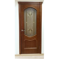 С трёхкомпонентной капителью