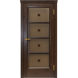 С трехкомпонентной капителью